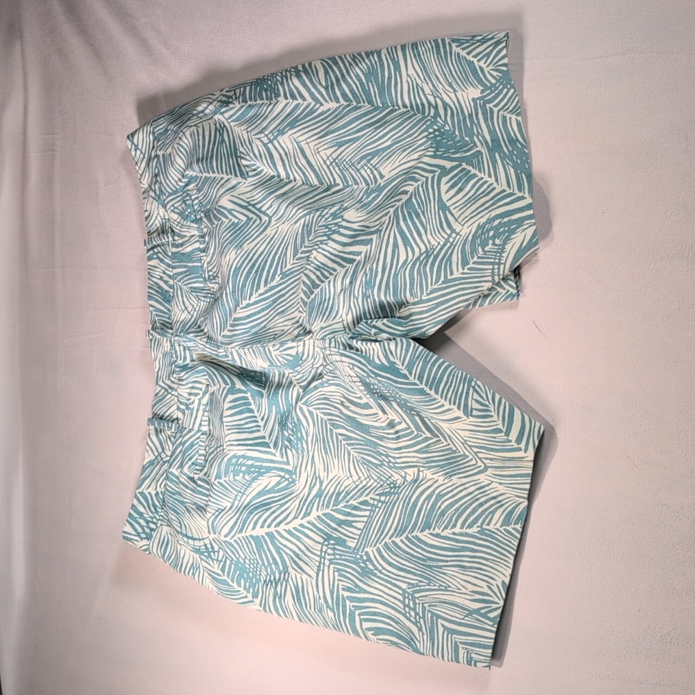 Talbots Turquoise Leafy Print Bermuda Shorts Size 22 Petite - Picture 8 of 9